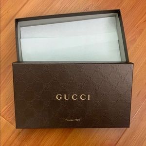 Gucci wallet box